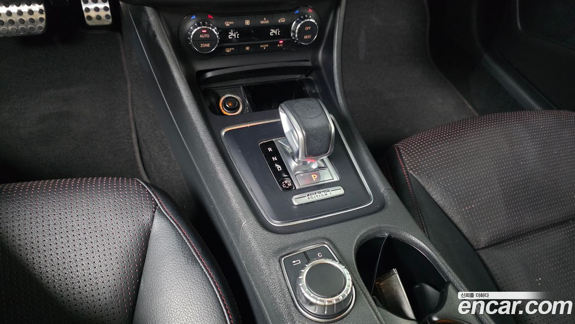 Mercedes-Benz GLA-Class 2015