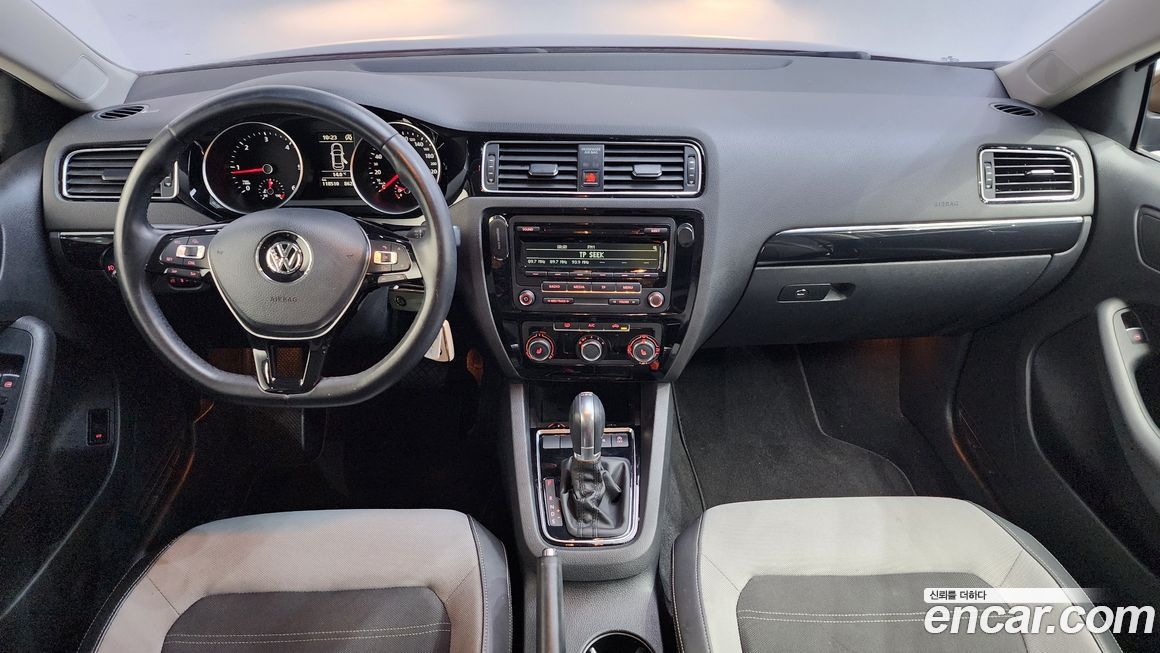 Volkswagen Jetta 2015