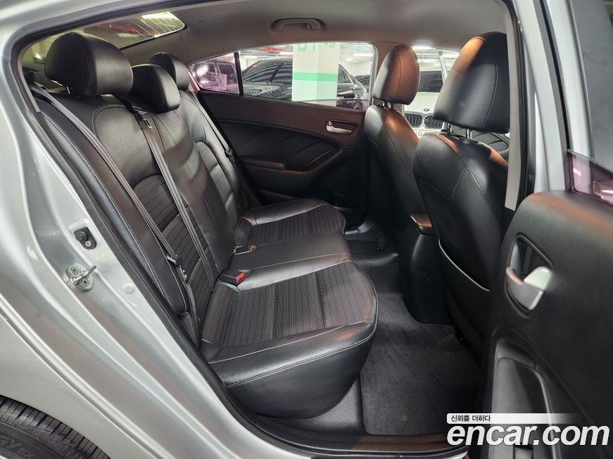 Kia K3 2016