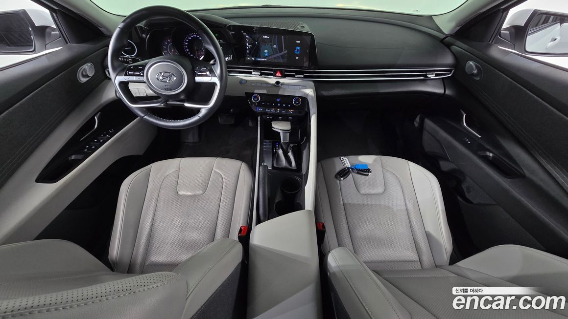 Hyundai AVANTE 2022
