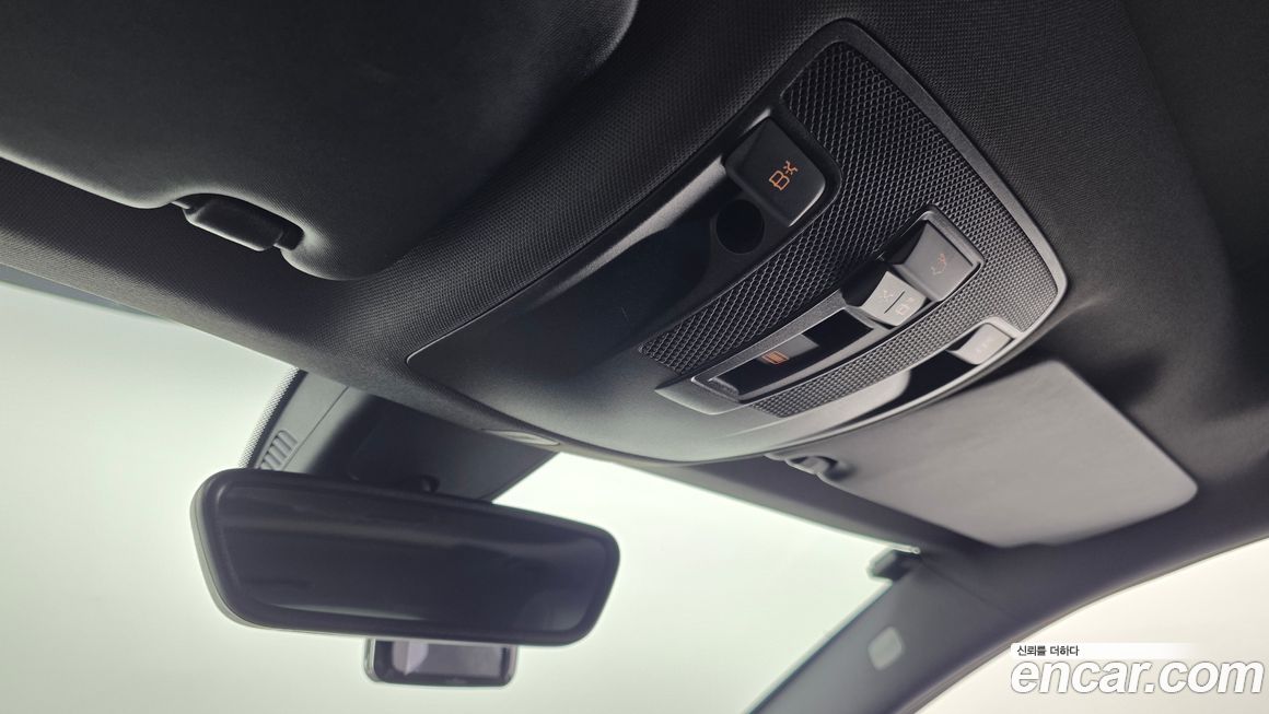 Mercedes-Benz GLA-Class 2015