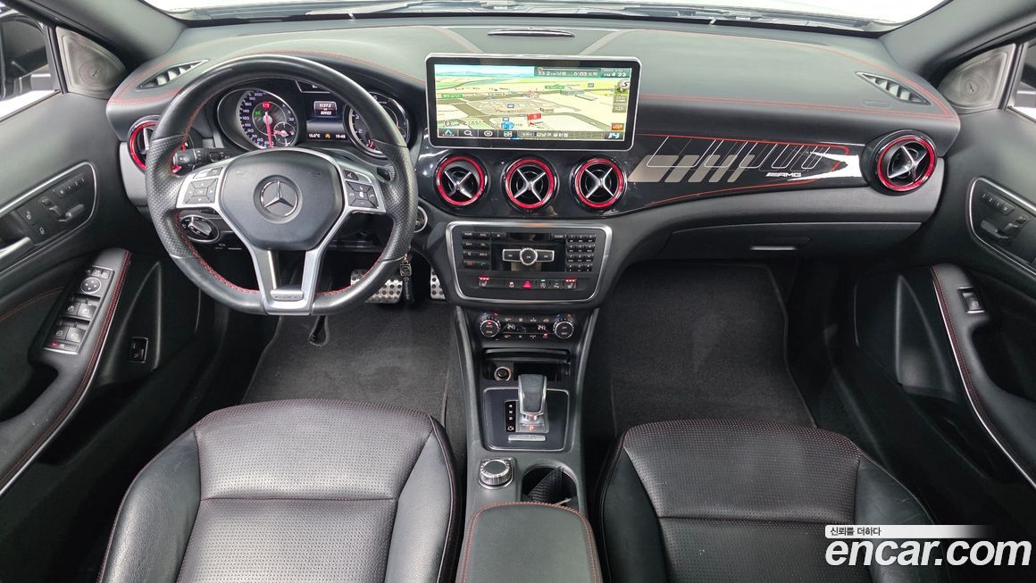 Mercedes-Benz GLA-Class 2015