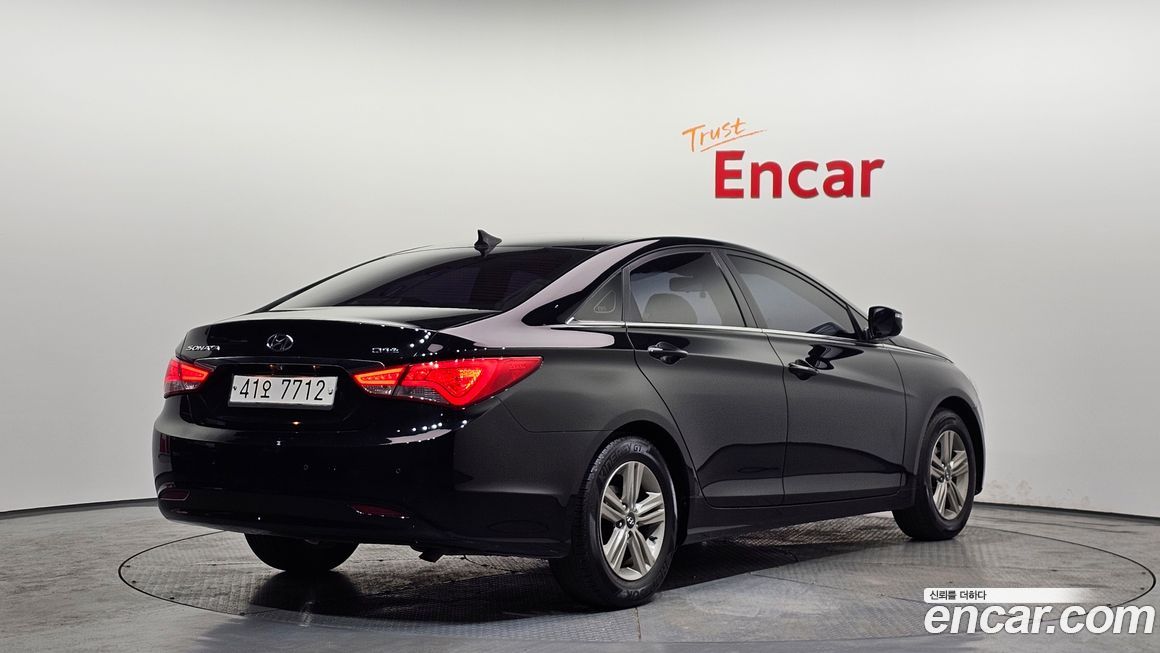 Hyundai Sonata 2013