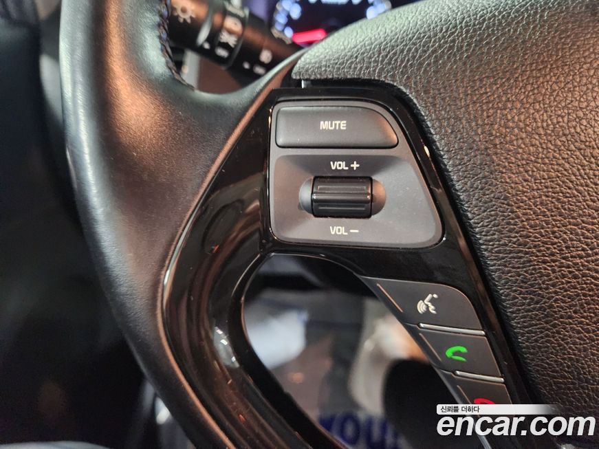 Kia K3 2016