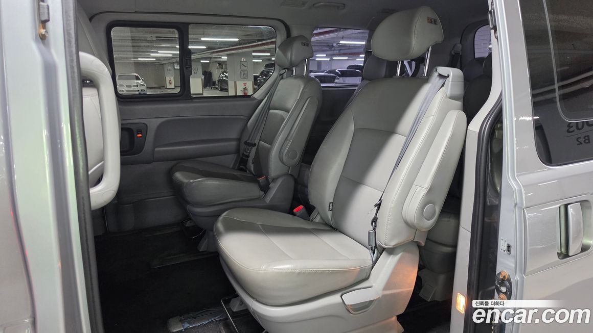 Hyundai Starex 2019