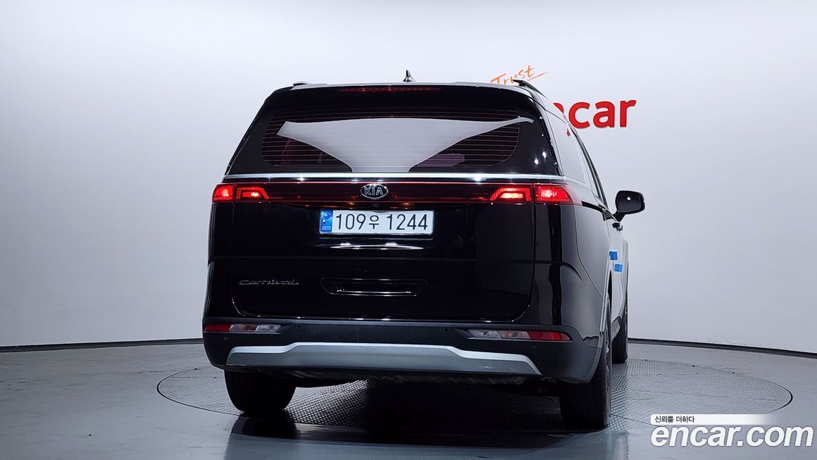 Kia Canival 2021