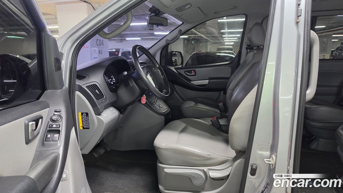 Hyundai Starex 2019