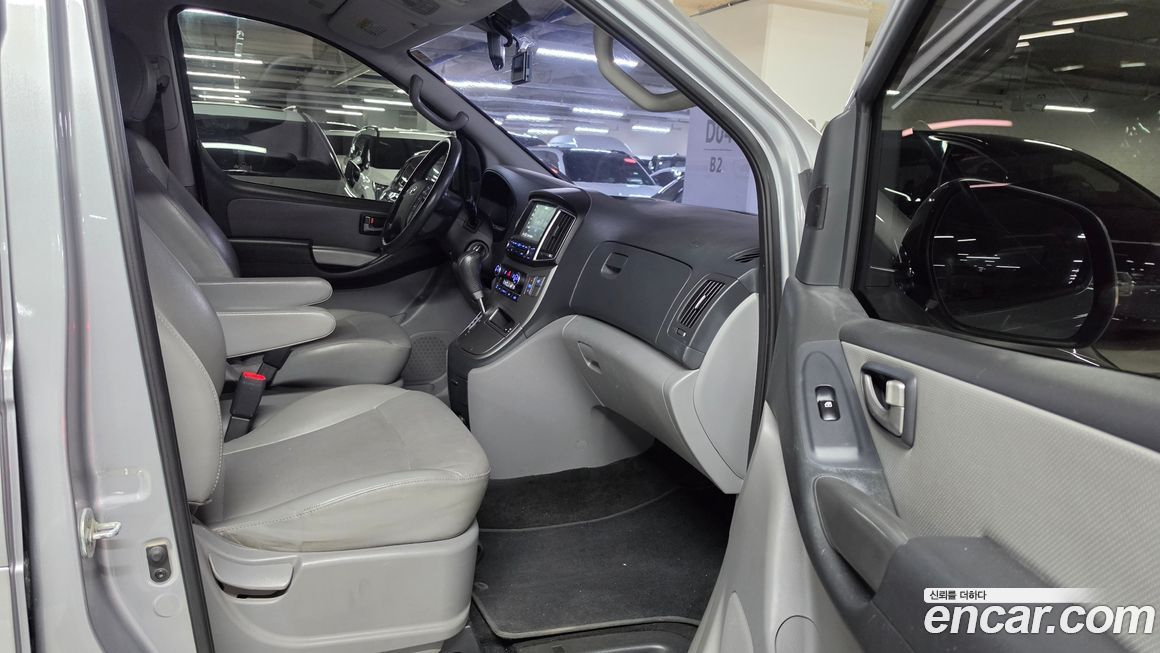 Hyundai Starex 2019