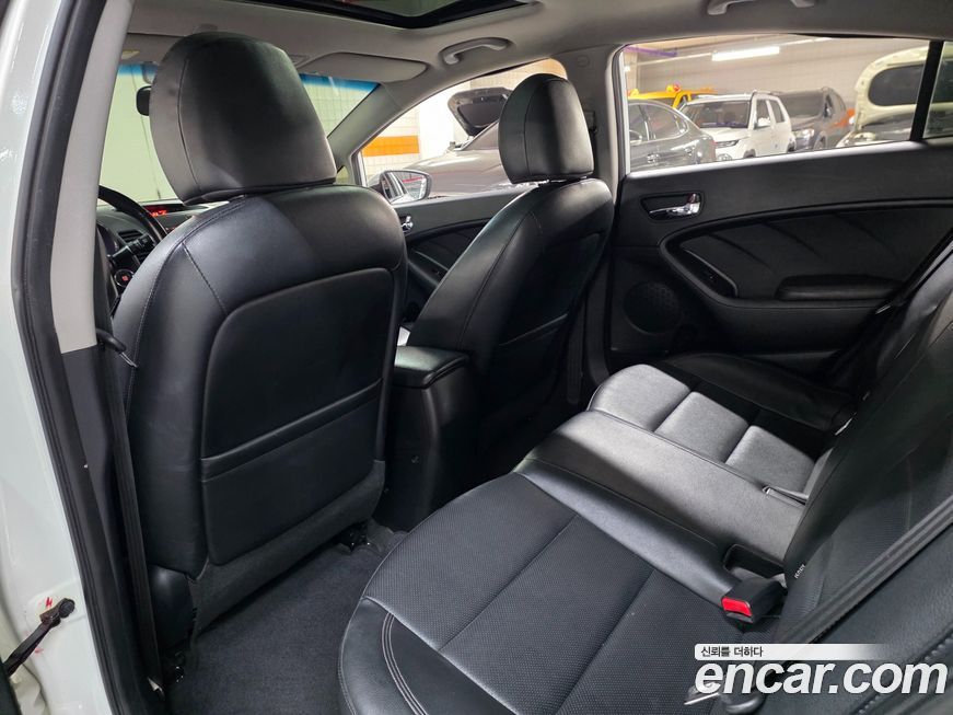 Kia K3 2013