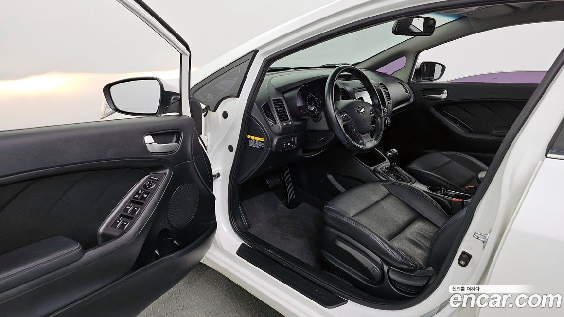 Kia K3 2015