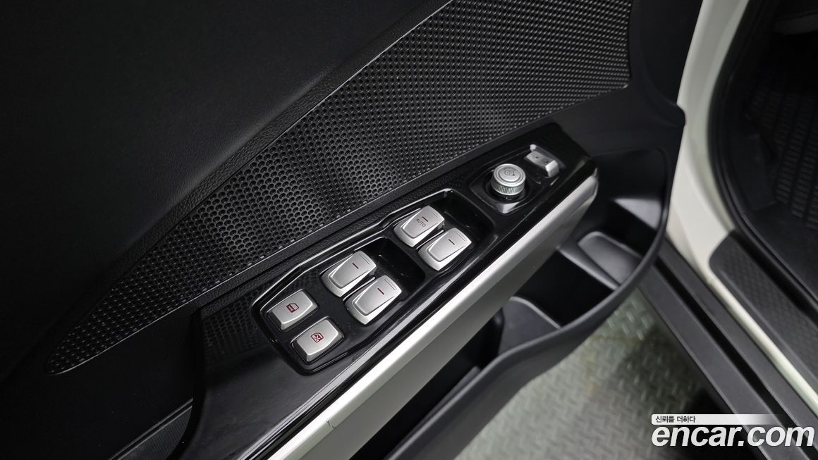 KG_Mobility_Ssangyong TIBOLI 2016