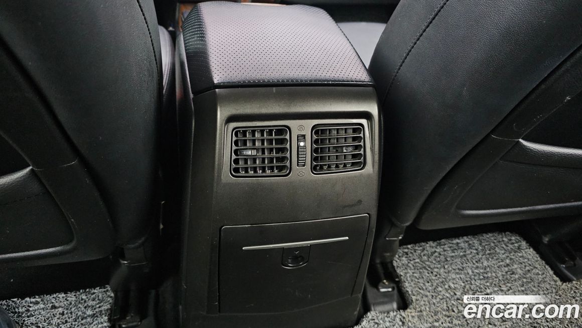 KG_Mobility_Ssangyong Rexton 2017