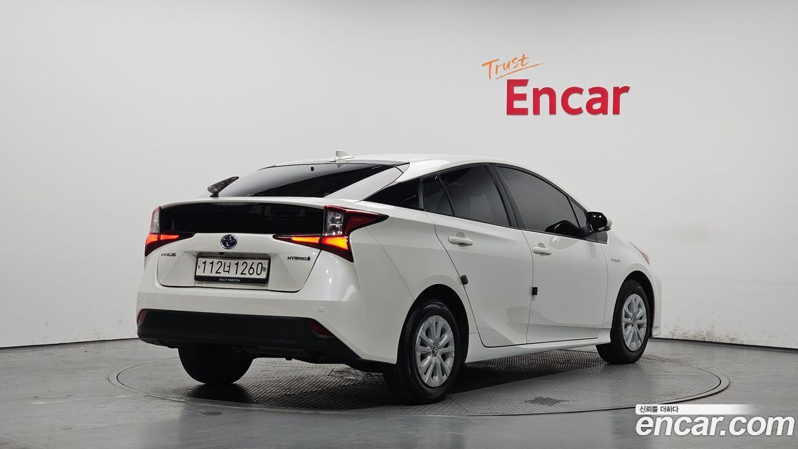 Toyota Prius 2019
