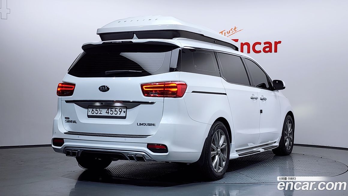 Kia Canival 2019