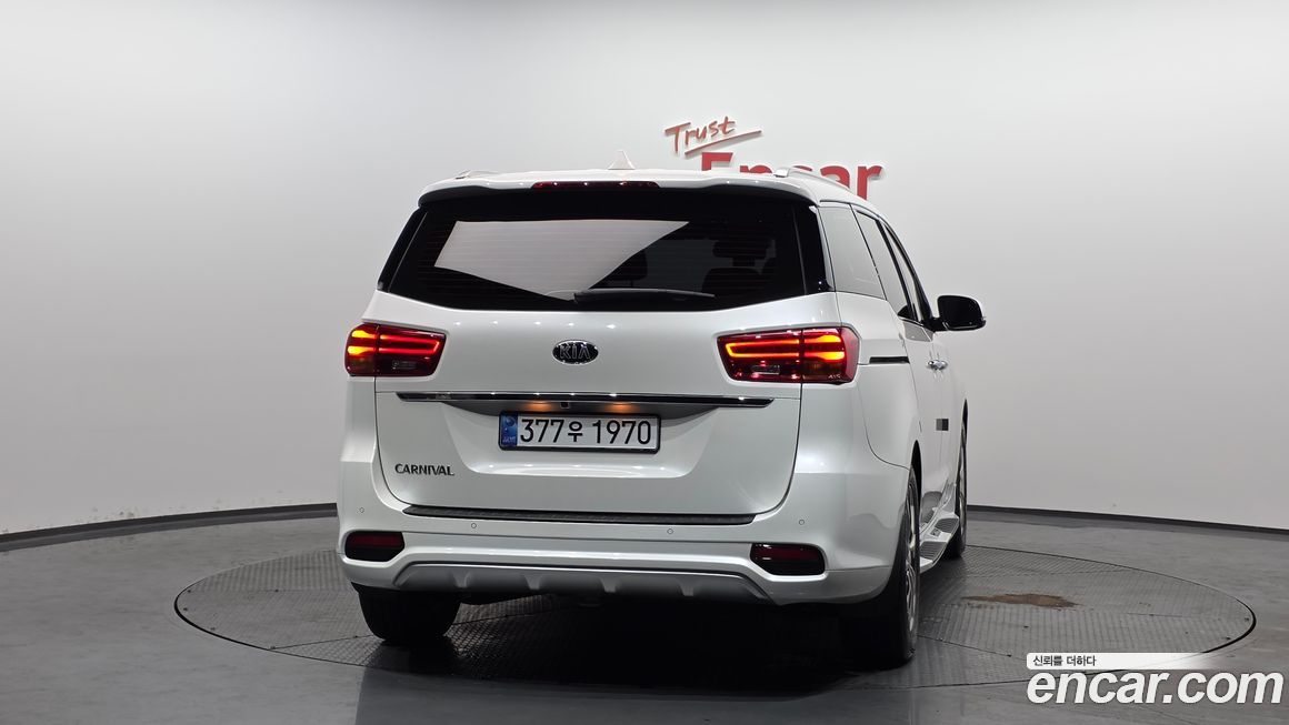 Kia Canival 2019