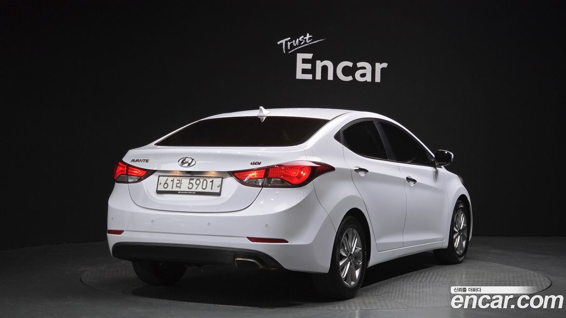 Hyundai AVANTE 2015