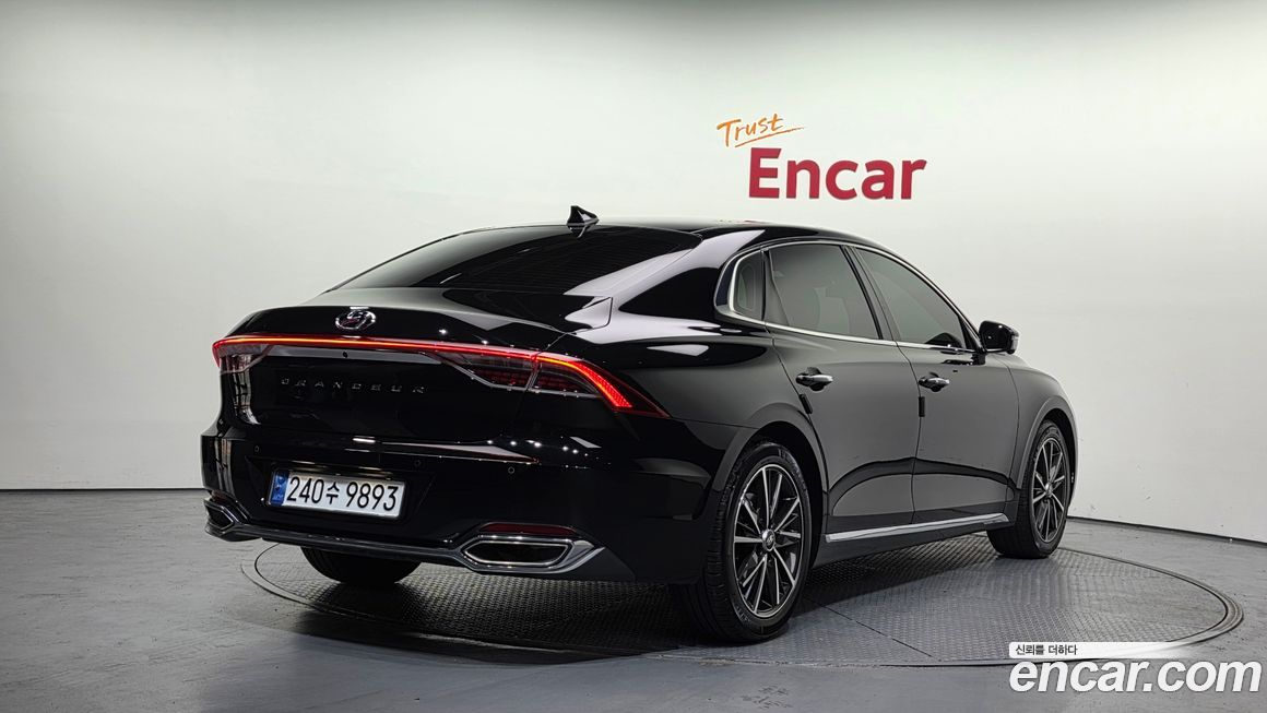 Hyundai Grandeur 2020