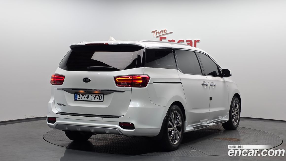 Kia Canival 2019