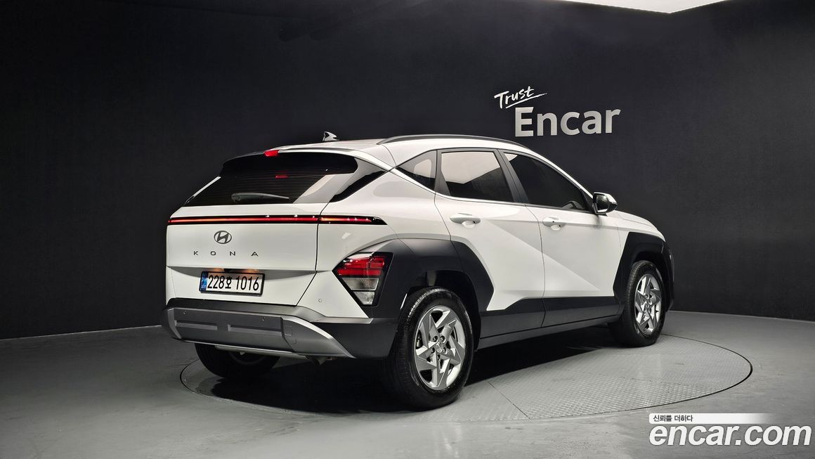 Hyundai Kona 2024