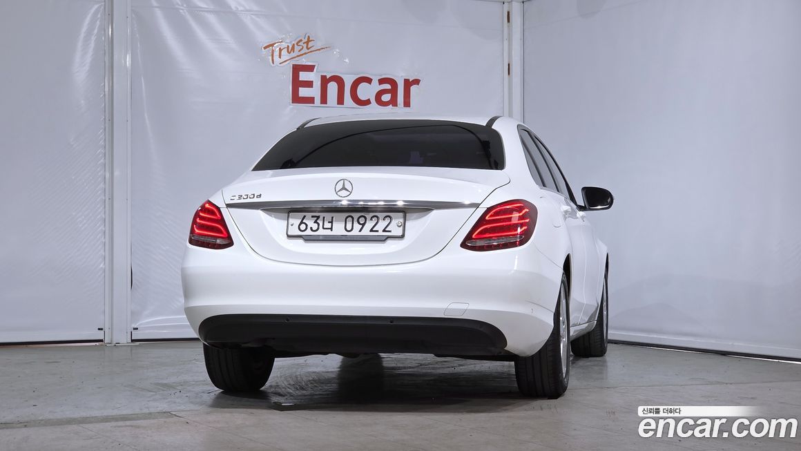 Mercedes-Benz C-Class 2016