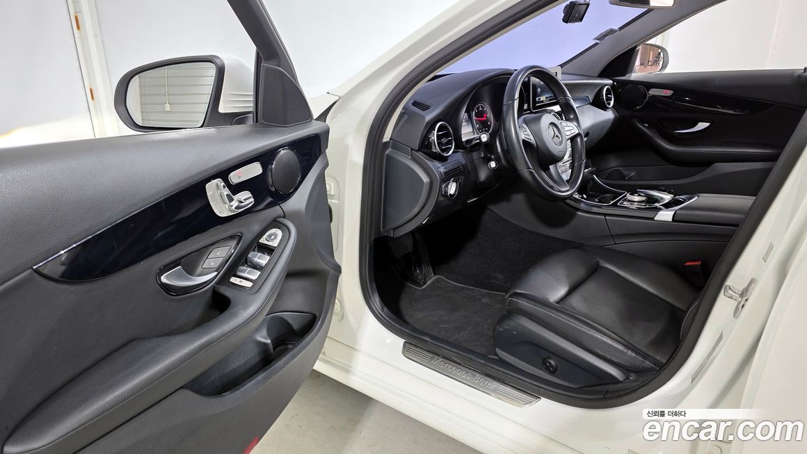Mercedes-Benz C-Class 2016