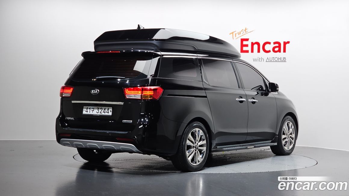 Kia Canival 2015
