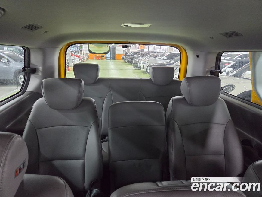 Hyundai Starex 2018
