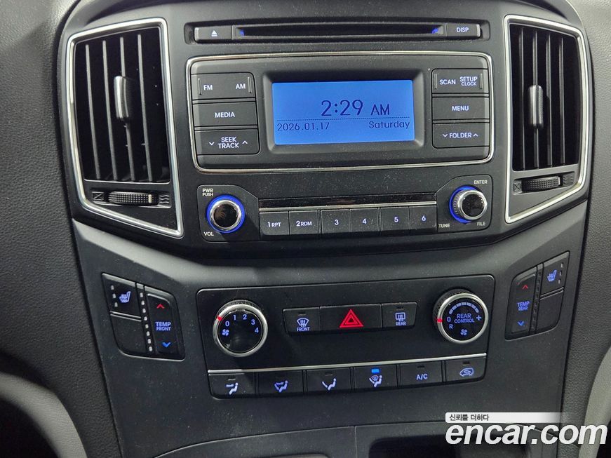 Hyundai Starex 2018