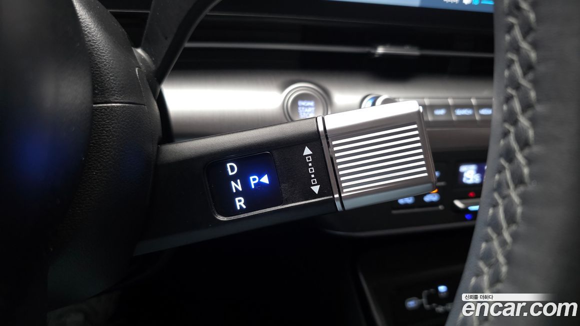 Hyundai Kona 2025
