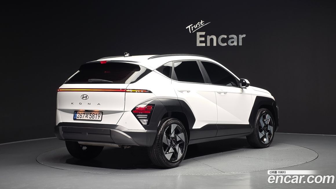 Hyundai Kona 2025