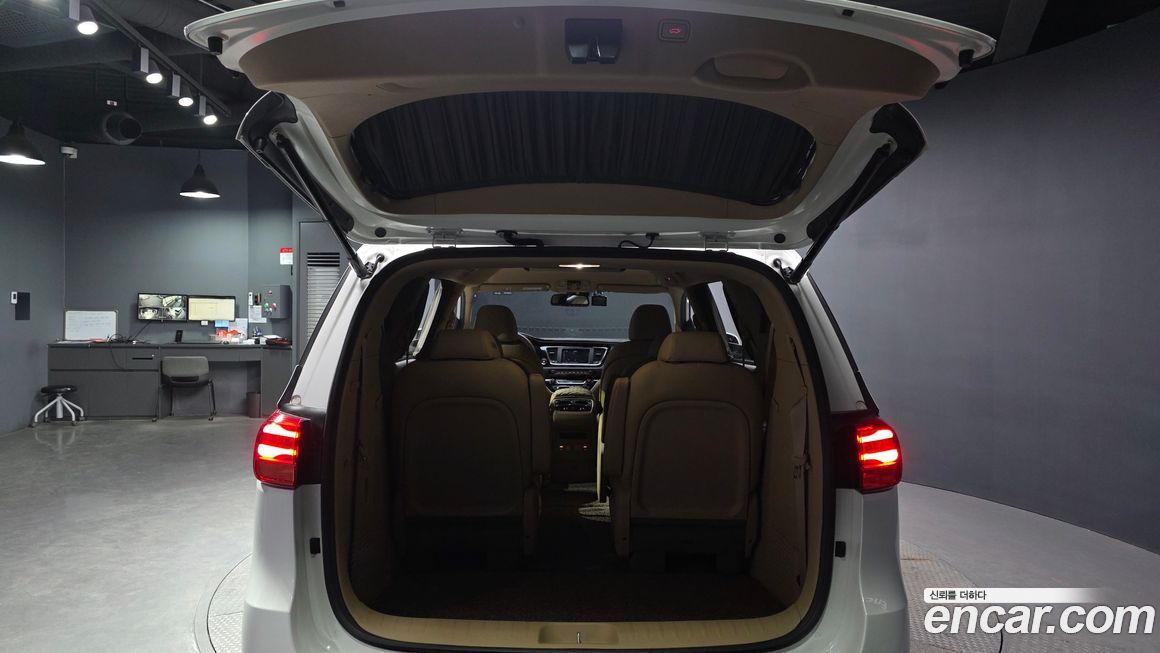 Kia Canival 2019