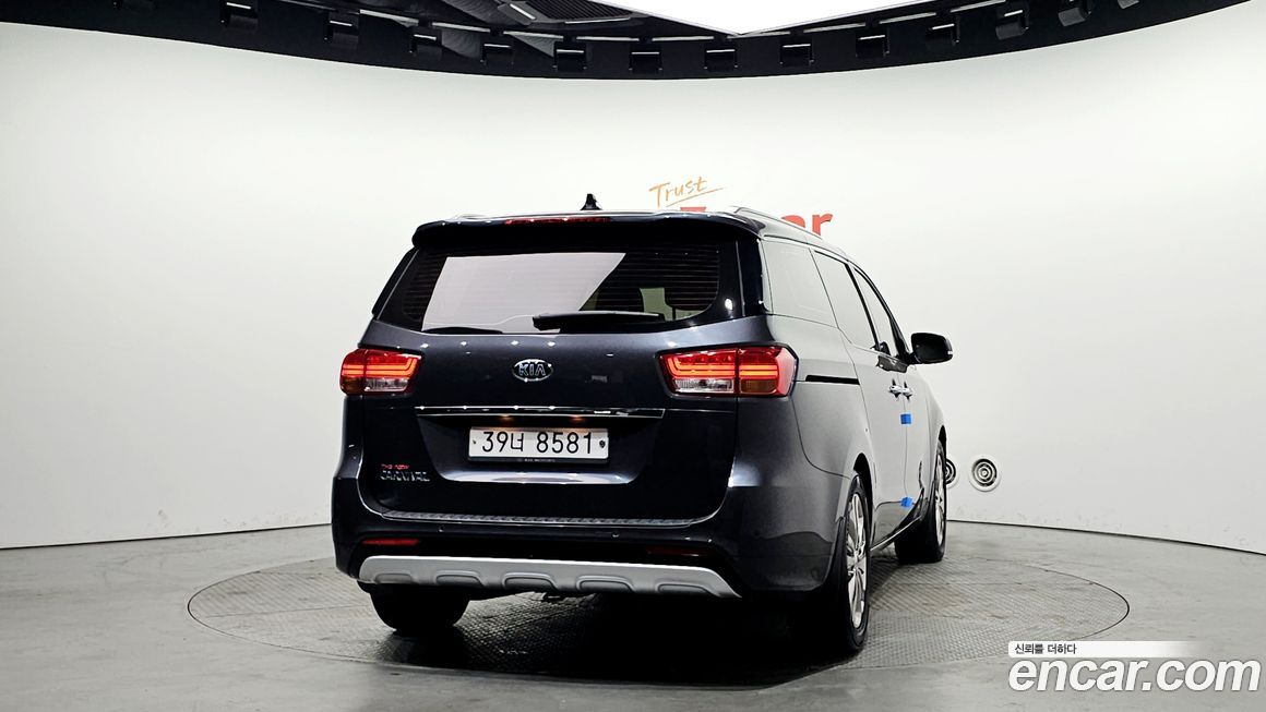 Kia Canival 2018