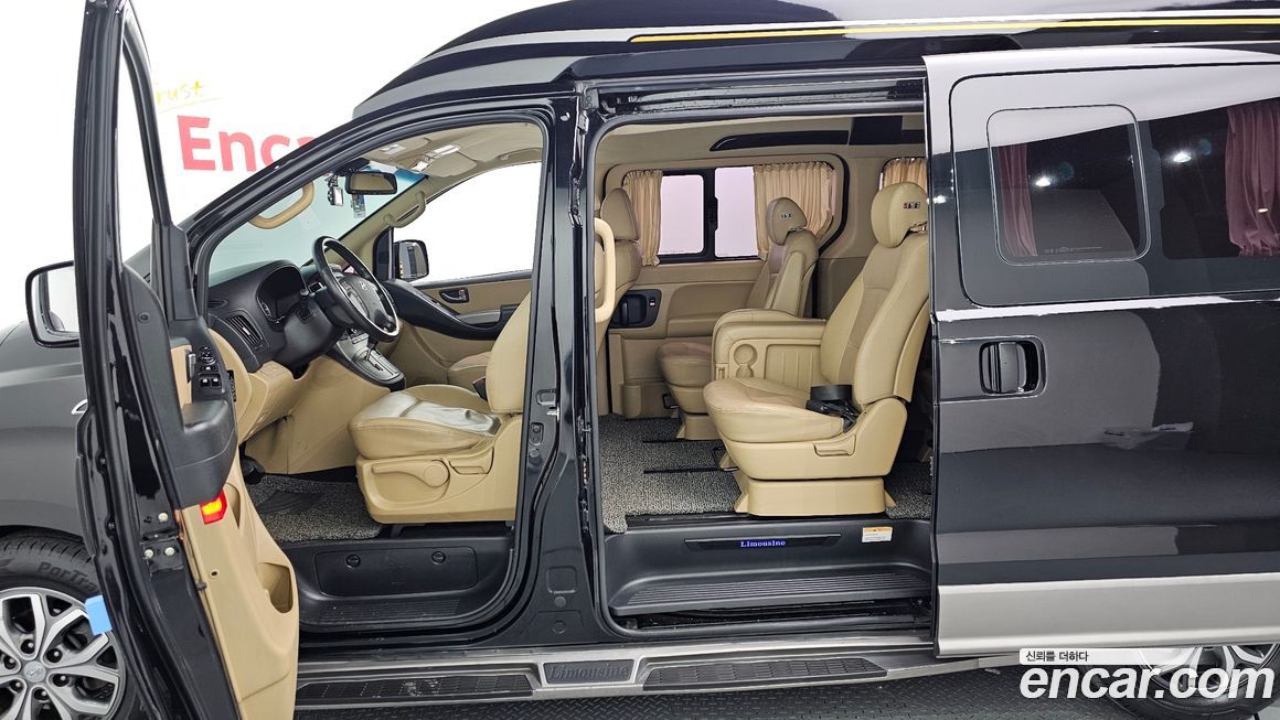 Hyundai Starex 2018