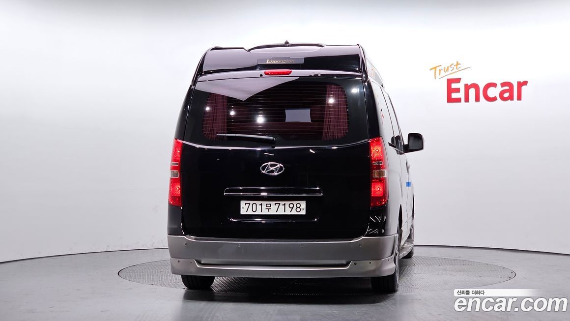 Hyundai Starex 2018