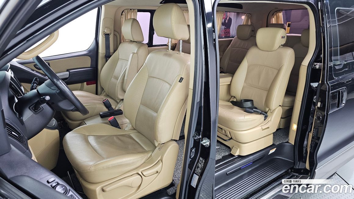 Hyundai Starex 2018