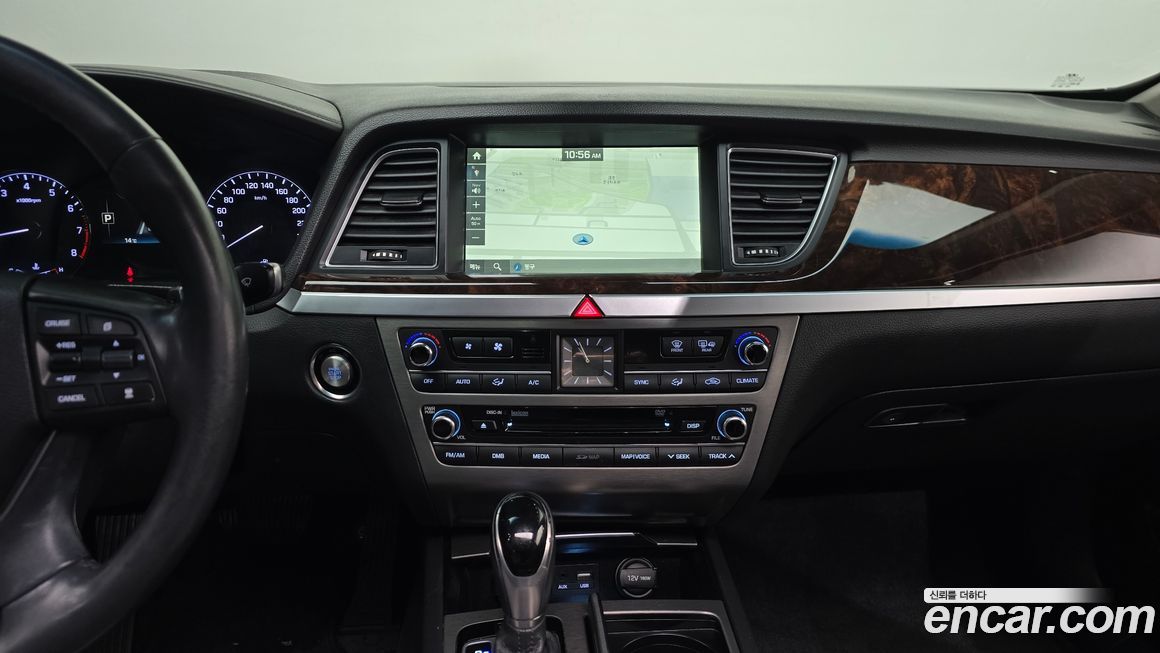 Hyundai Genesis 2015