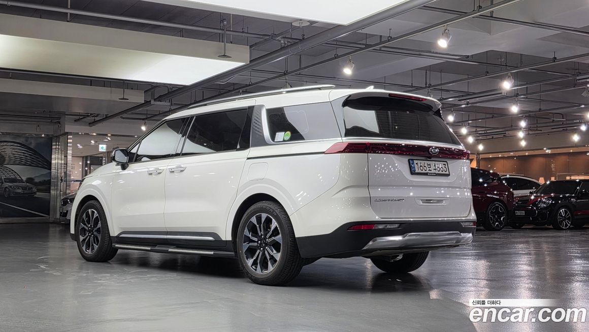 Kia Canival 2021