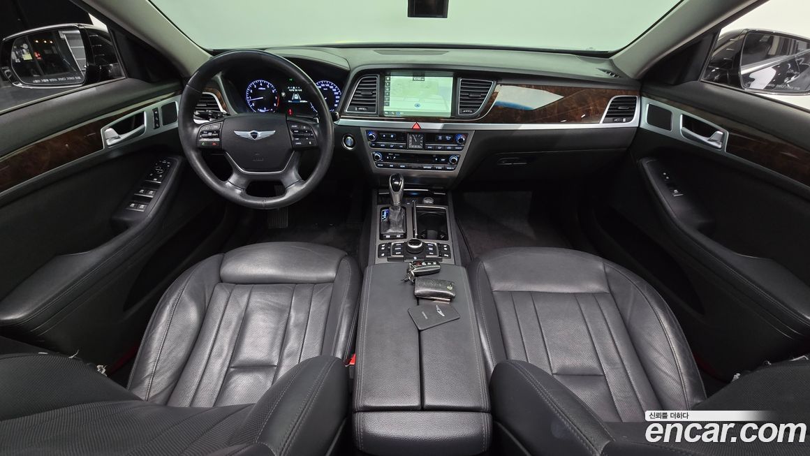 Hyundai Genesis 2015