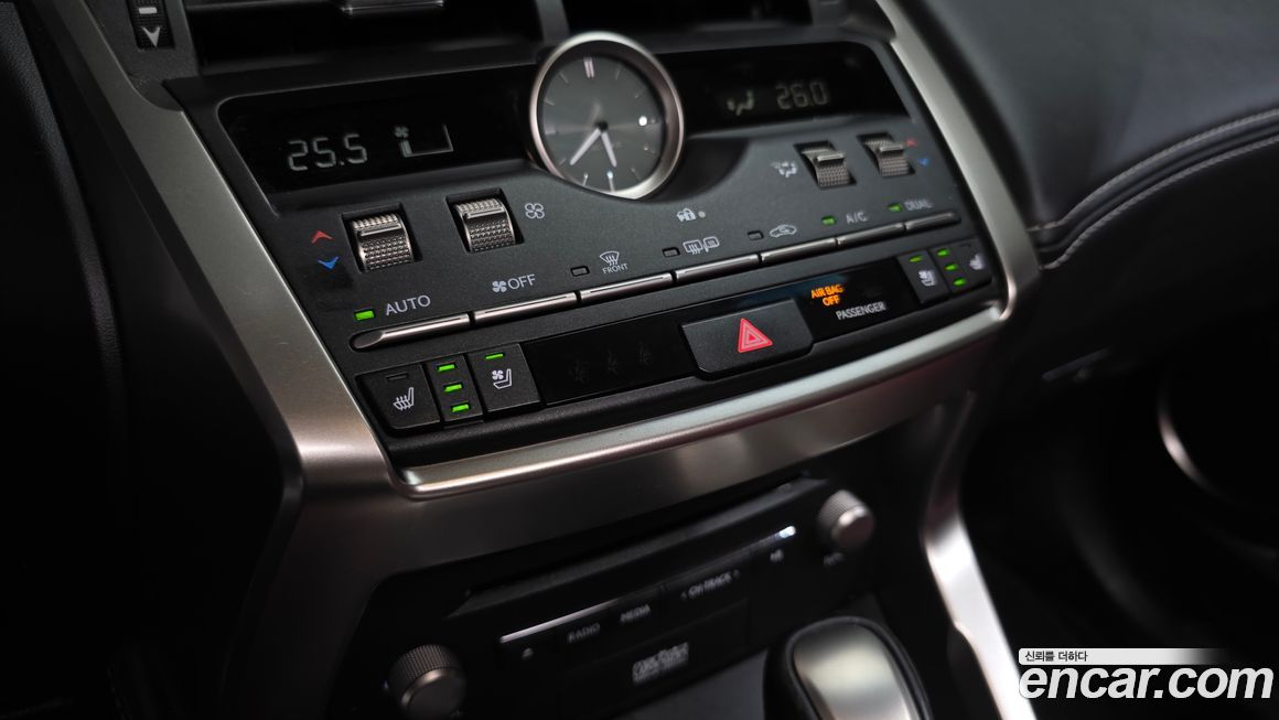 Lexus NX 2019