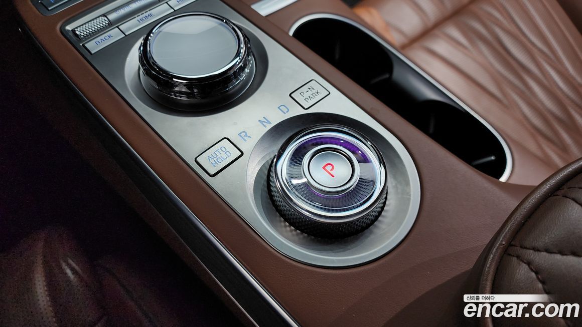 Genesis GV70 2021