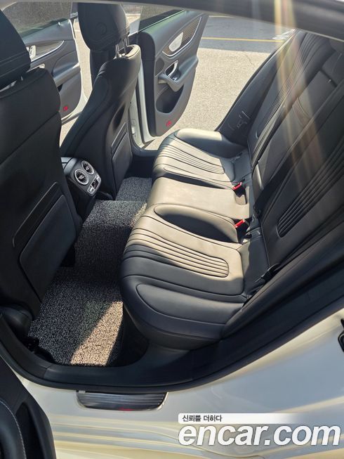 Mercedes-Benz CLS-Class 2019