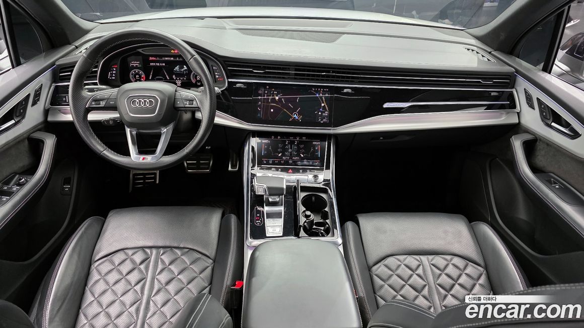 Audi Q7 2021