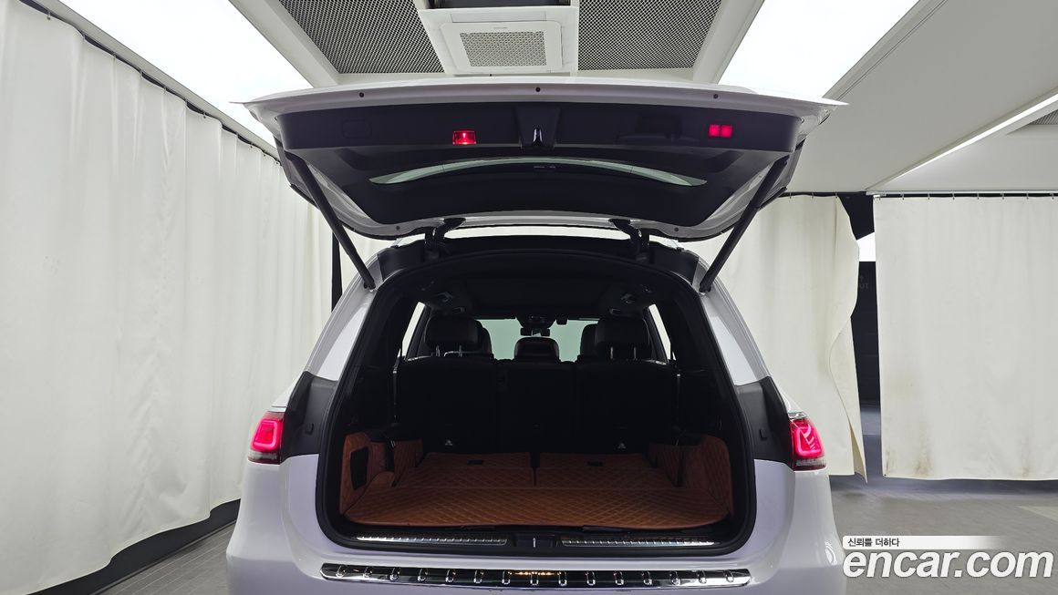 Mercedes-Benz GLS-Class 2021