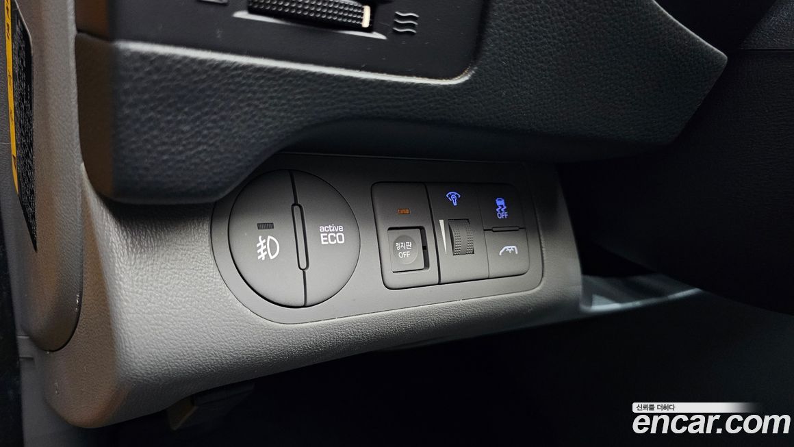 Hyundai Starex 2019