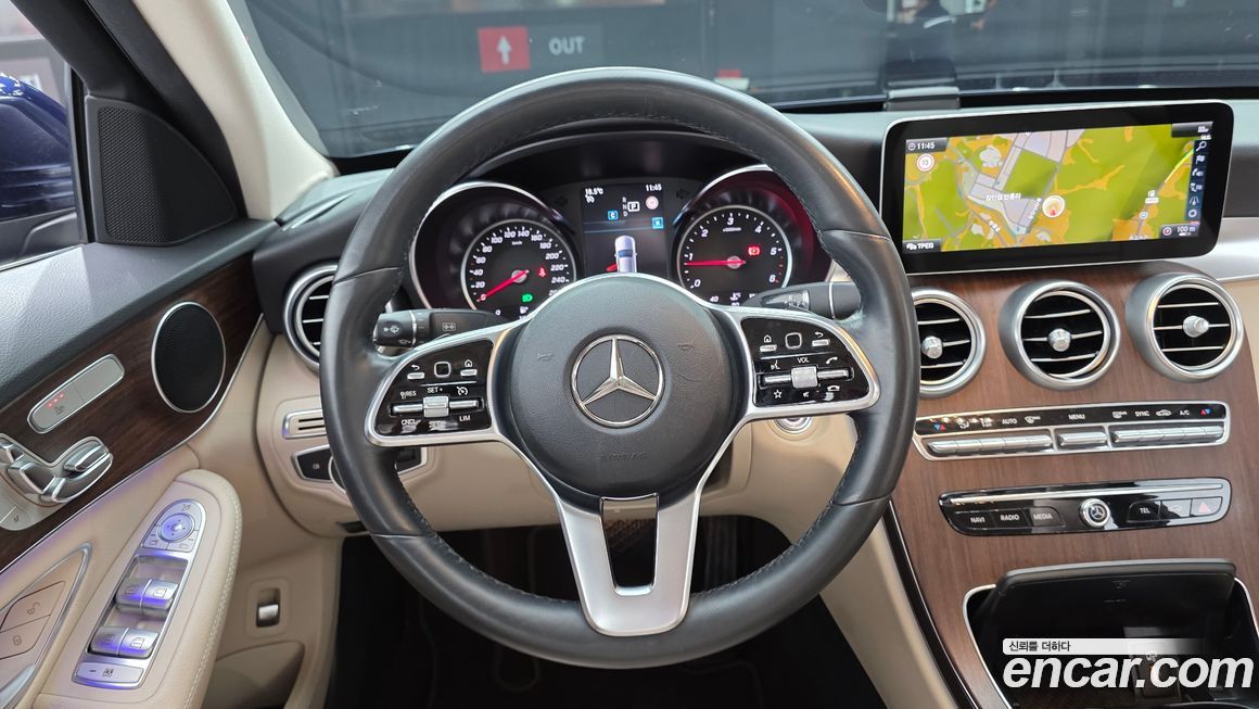 Mercedes-Benz C-Class 2019