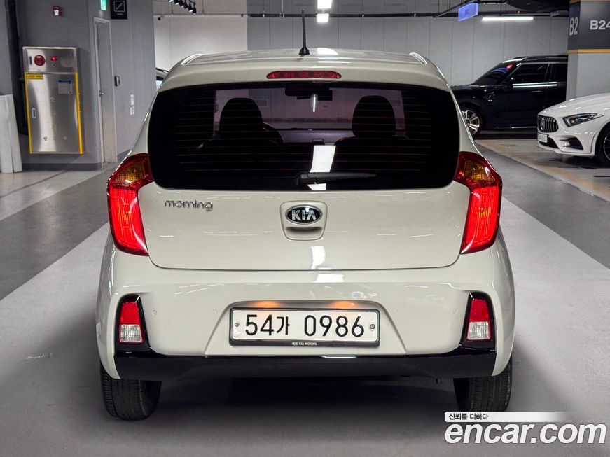 Kia morning 2016
