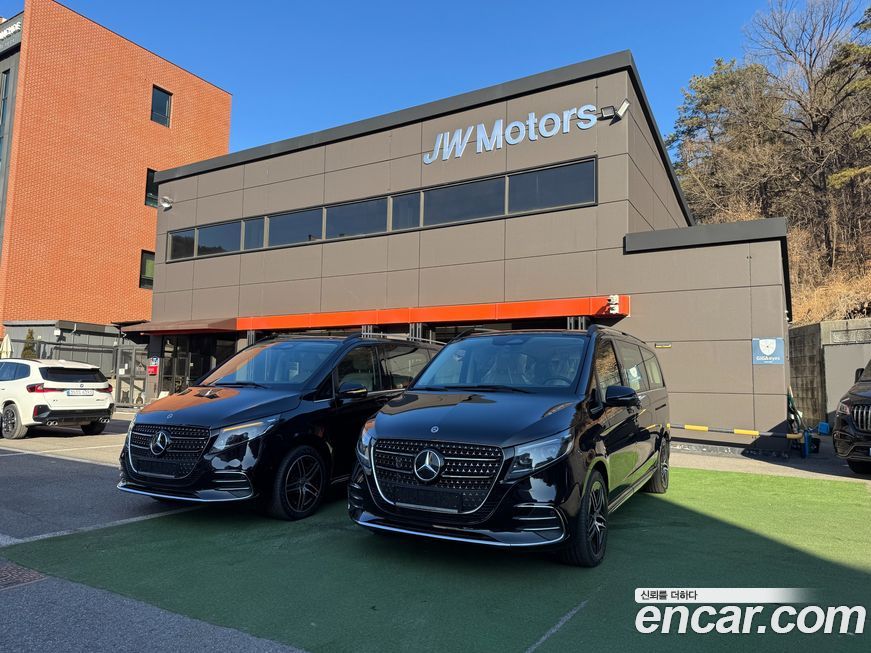 Mercedes-Benz V-Class 2025