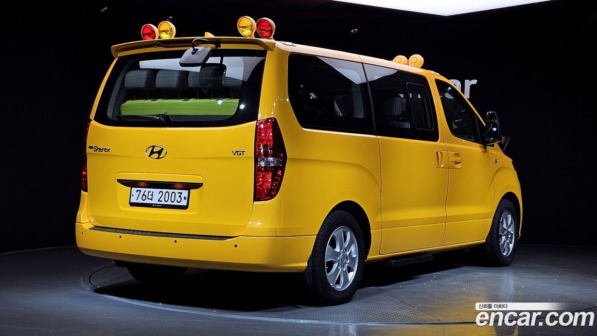 Hyundai Starex 2019