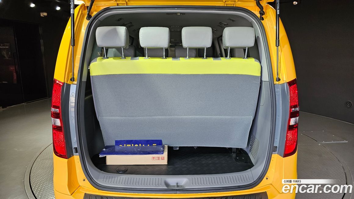 Hyundai Starex 2019