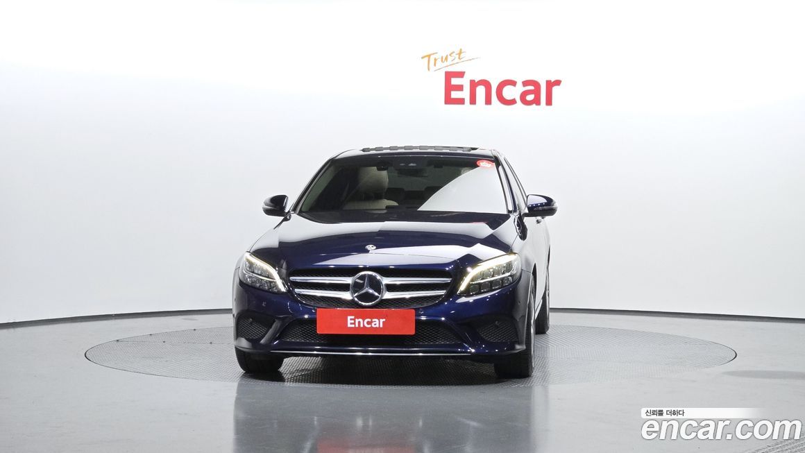 Mercedes-Benz C-Class 2019